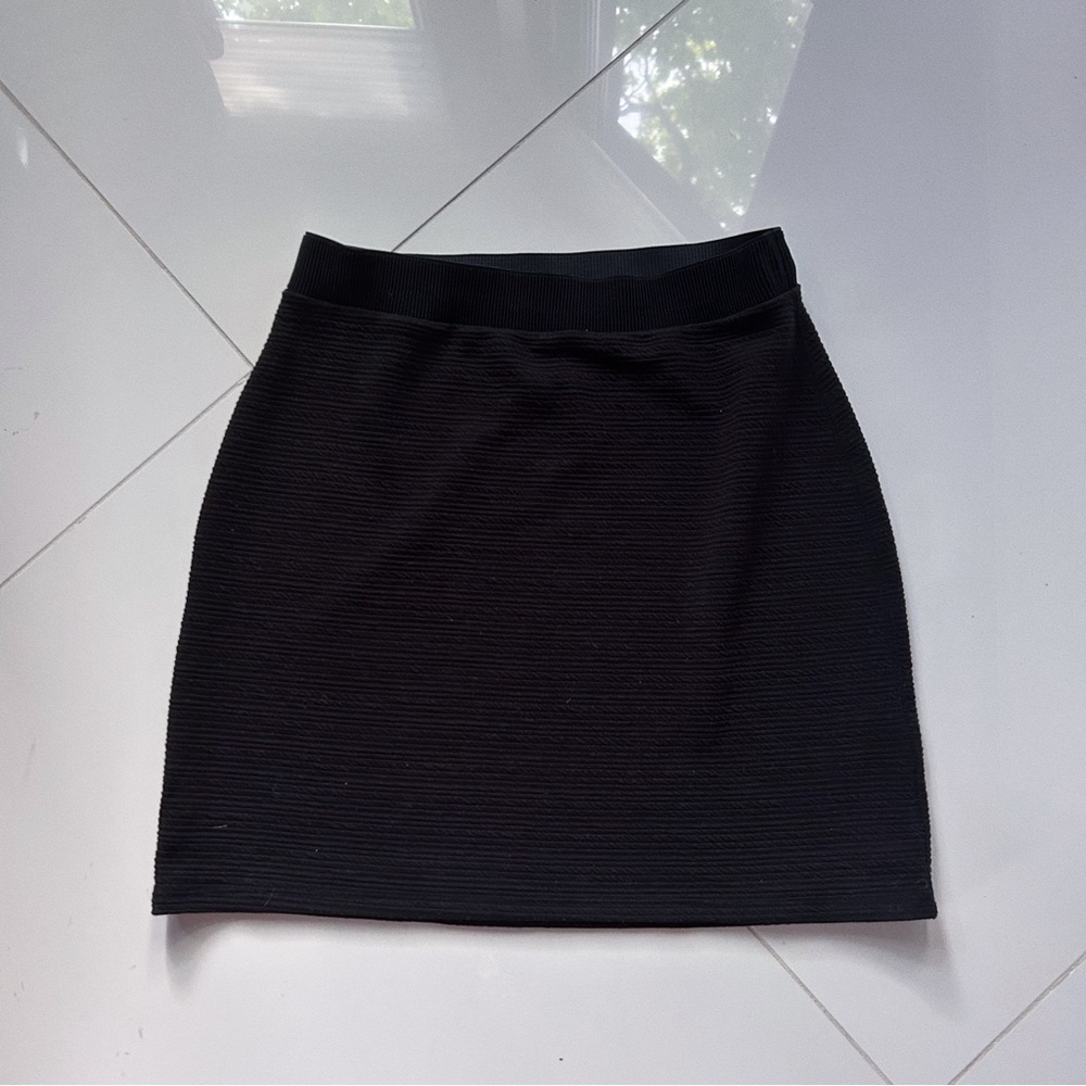 Black Ribbed Bodycon Skirt